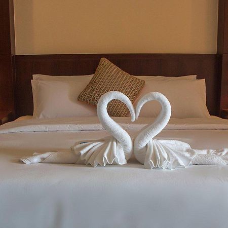 Lucky Inn Residency 芭達亞 外观 照片